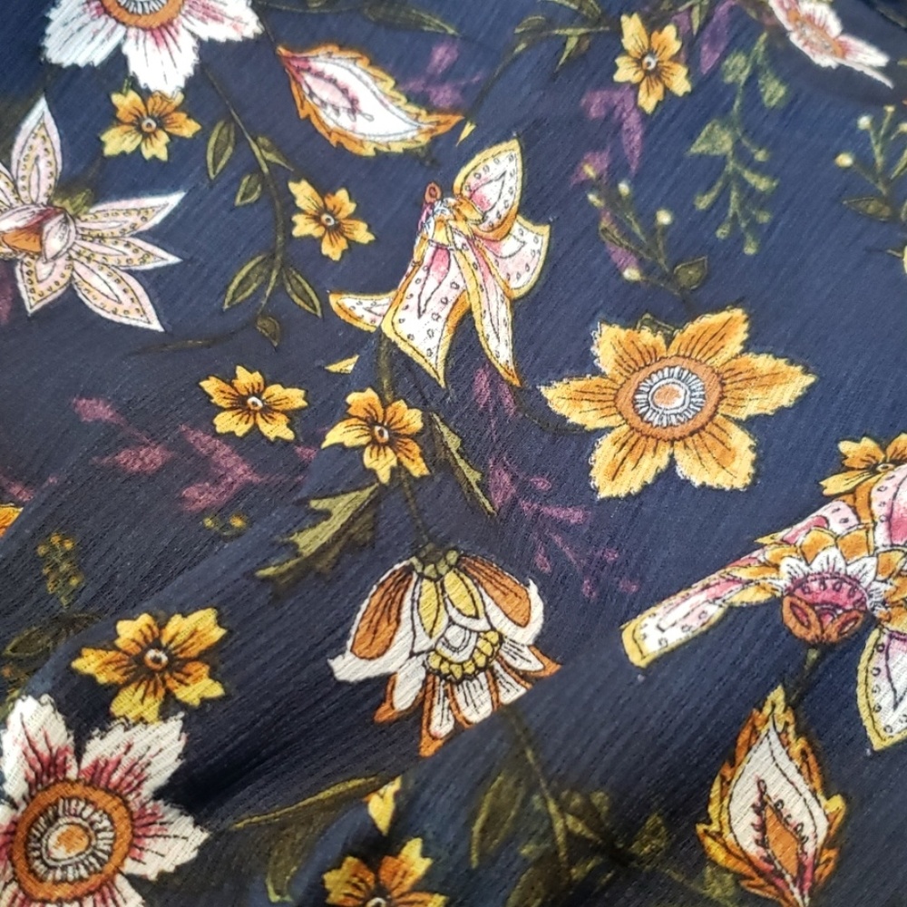 Flower dress - Picture 4 of 5